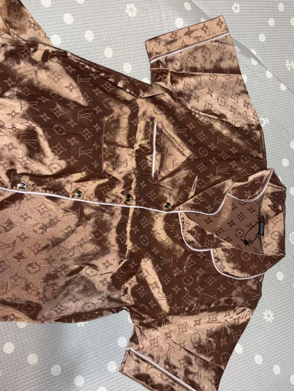 NWT Louis Vuitton Brown Satin Women Pajama Set